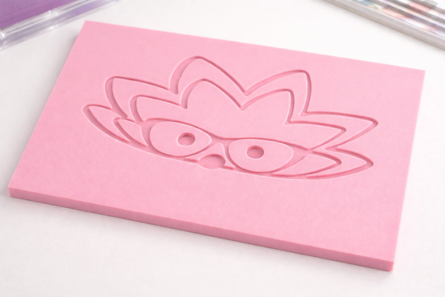 Perfect Placement™ Platform Pal – Stamp Alignment Base with Low-Profile Guides