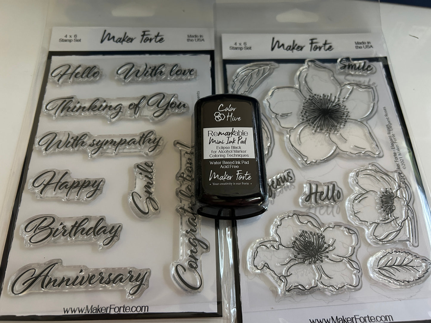Mini Remarkable Black Ink Pad with 2 Stamp Sets (Fantastic Florals)