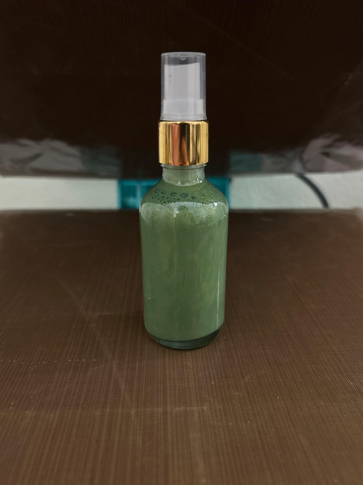 Alchemy Lustre Mist – Cotswold Green (Metallic Shimmer Spray)