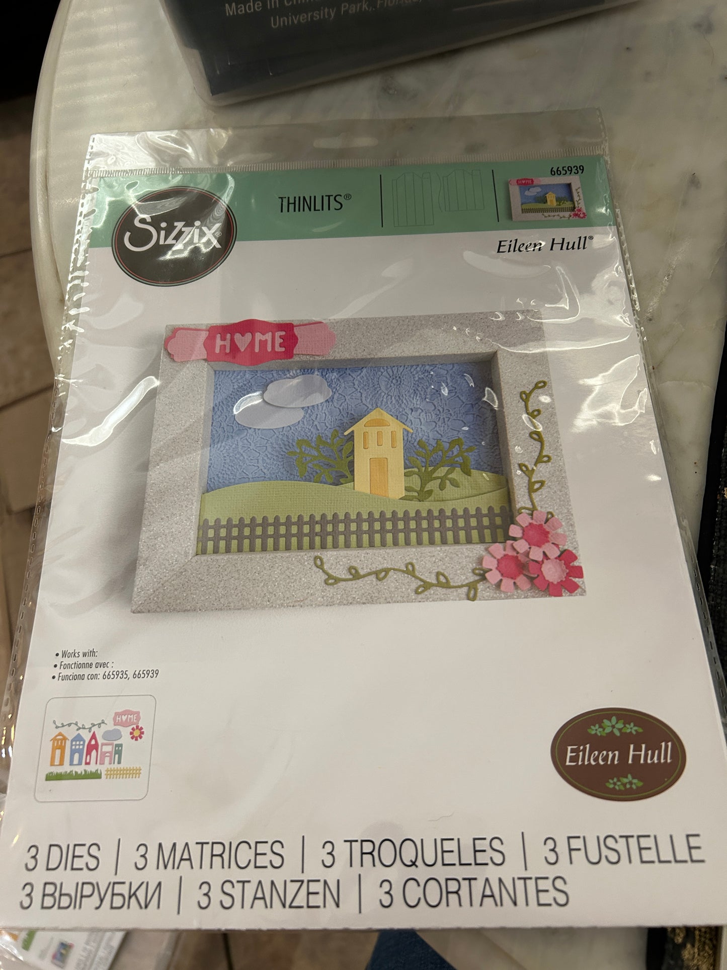 Eileen Hull Shadowbox Frames #2 Die
