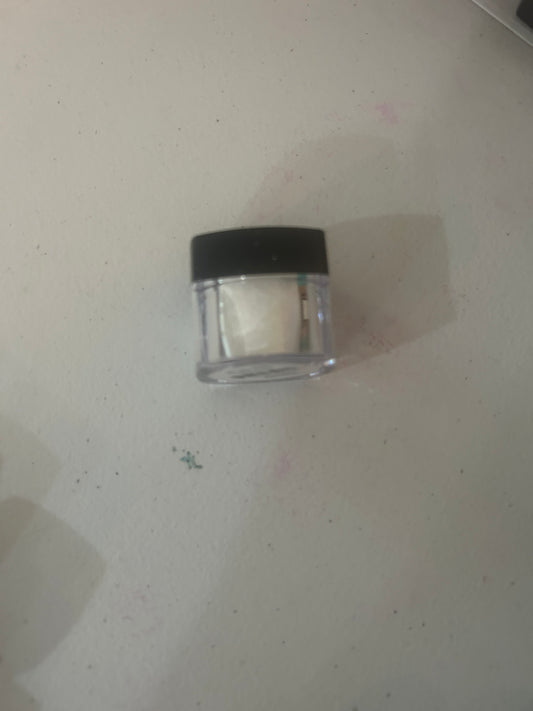 Snow Flurries Embossing Powder